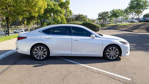 2020 Lexus ES 350 Base