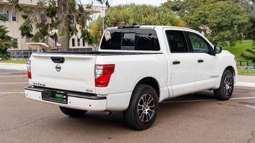 Glacier White 2022 Nissan Titan SV