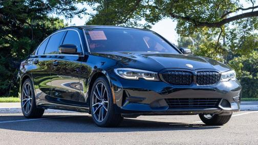 2020 BMW 330 i