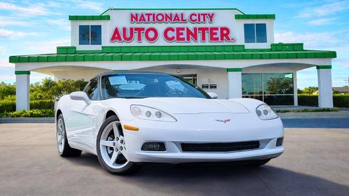 Arctic White 2005 Chevrolet Corvette