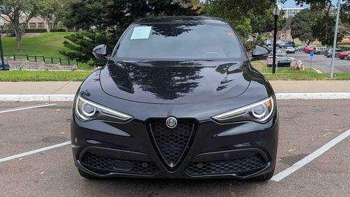 Vulcano Black Metallic 2023 Alfa Romeo Stelvio Sprint