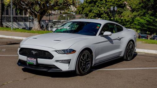 2022 Ford Mustang EcoBoost Premium