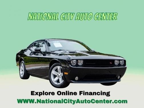 Photo 1 of 37 of 2014 Dodge Challenger R/T