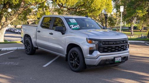 2022 Chevrolet Silverado 1500 Custom