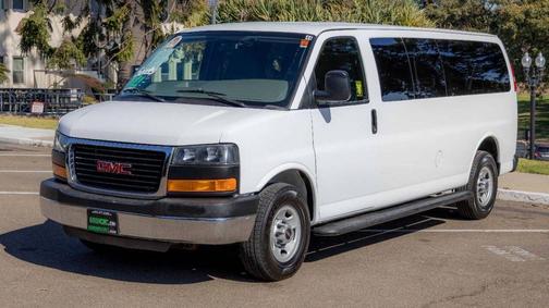 2015 GMC Savana 3500 LS w/1LS