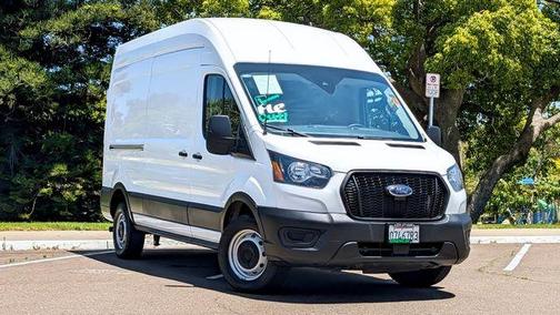 Oxford White 2023 Ford Transit-250 Base