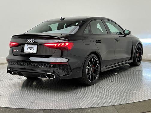 2022 Audi RS 3 TFSI quattro S tronic