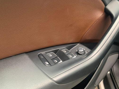 2017 Audi Q3 2.0T Premium Plus