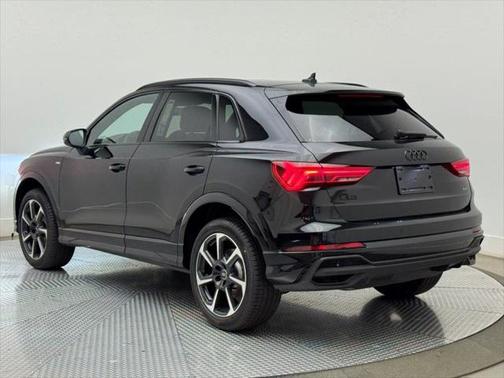 2025 Audi Q3 45 S line Premium Plus
