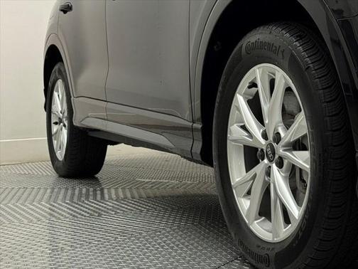 2024 Audi Q3 45 S line Premium Plus