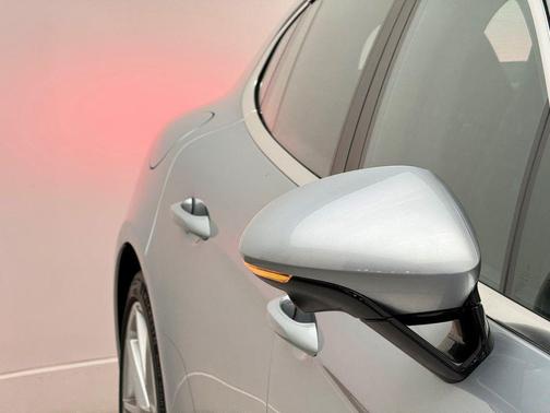 2025 Porsche Panamera Base