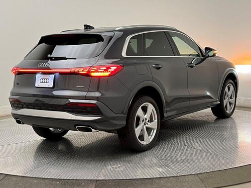 2025 Audi Q5 Premium Plus TFSI quattro S tronic