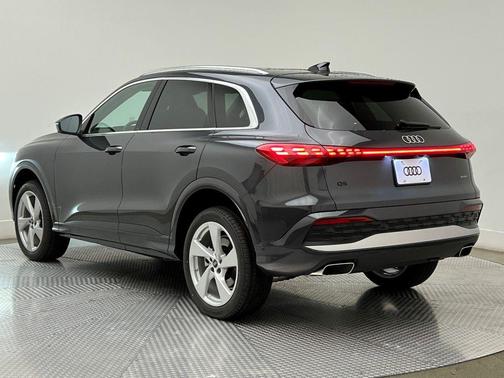 2025 Audi Q5 Premium Plus TFSI quattro S tronic