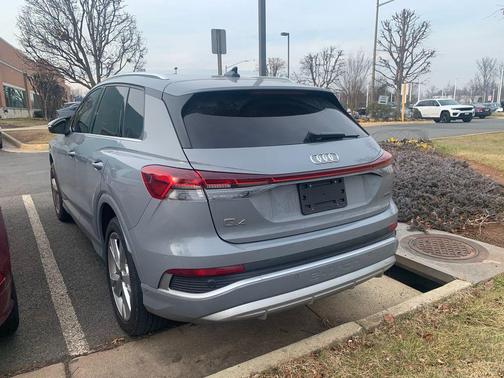 2023 Audi Q4 e-tron Premium Plus 50 quattro