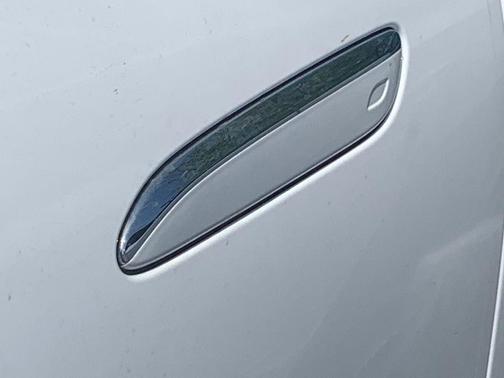 Polar White 2025 Mercedes-Benz EQE 350 4MATIC