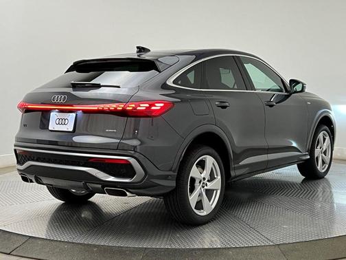 2025 Audi Q5 Premium Plus TFSI quattro S tronic