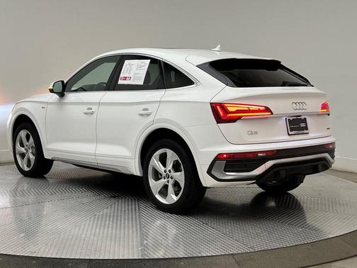 2023 Audi Q5 45 S line Premium Plus