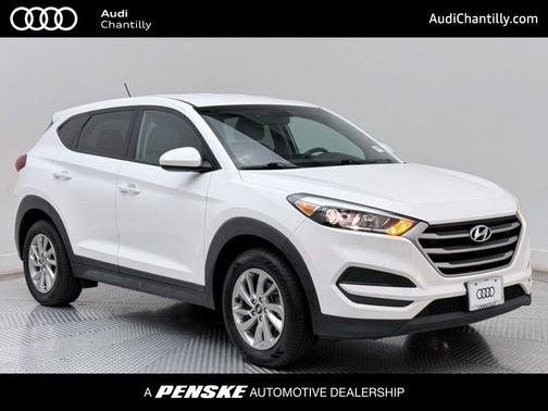 2017 Hyundai TUCSON SE