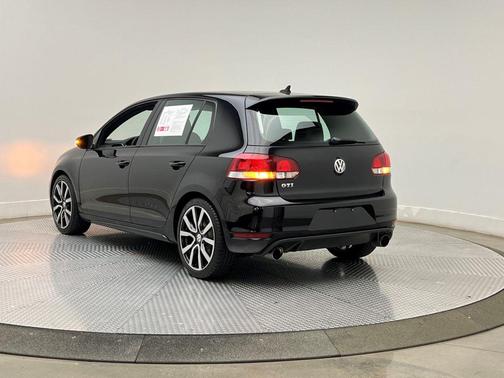 2014 Volkswagen GTI Wolfsburg Edition