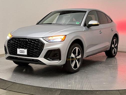 2022 Audi Q5 45 S line Premium Plus