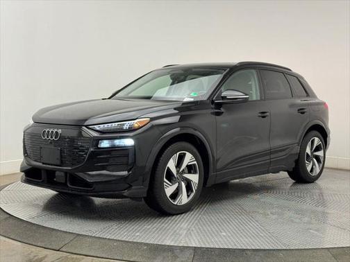 2025 Audi Q6 e-tron Prestige quattro