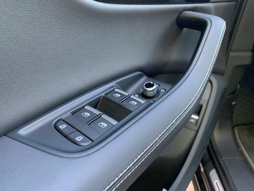 2025 Audi Q7 45 Premium Plus