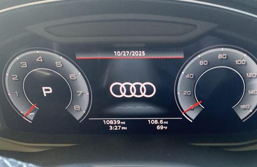 2025 Audi Q7 45 Premium Plus