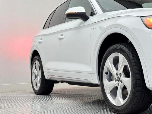 2025 Audi Q5 45 S line Premium Plus