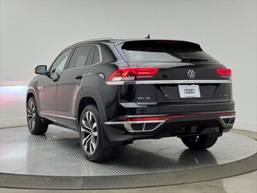 2023 Volkswagen Atlas Cross Sport 3.6L V6 SEL Premium R-Line