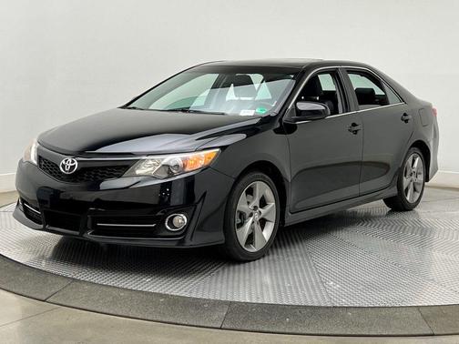 2012 Toyota Camry SE Limited Edition