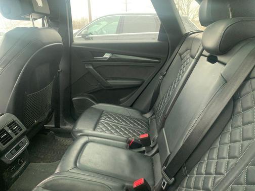 2023 Audi SQ5 3.0T Premium Plus