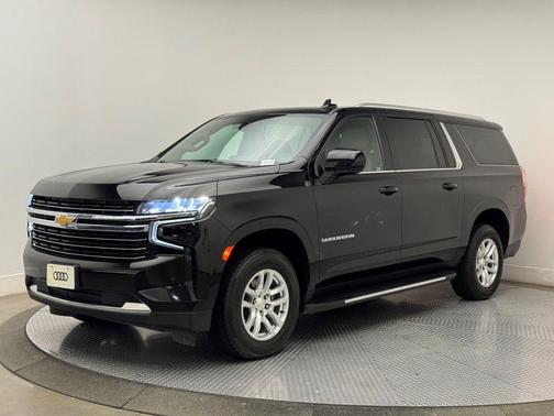 2022 Chevrolet Suburban LT