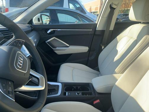 2025 Audi Q3 45 S line Premium Plus