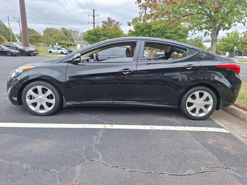 2013 Hyundai ELANTRA Limited