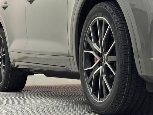 2023 Audi SQ5 3.0T Premium Plus