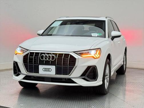 2024 Audi Q3 45 S line Premium Plus