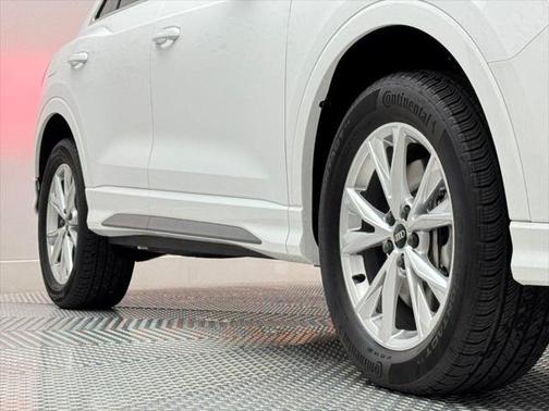 2024 Audi Q3 45 S line Premium Plus
