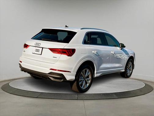 2024 Audi Q3 45 S line Premium Plus