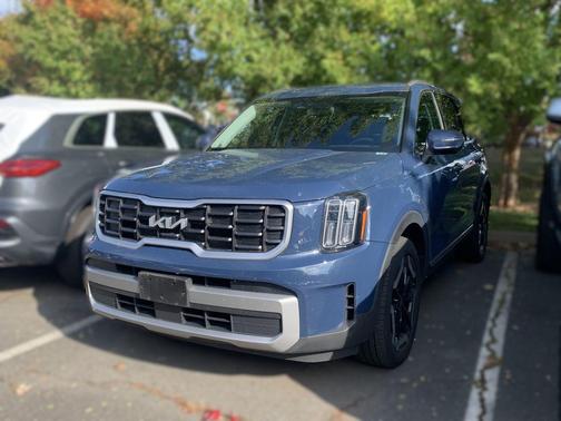2023 Kia Telluride S