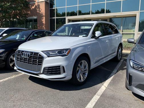 2021 Audi Q7 45 Premium