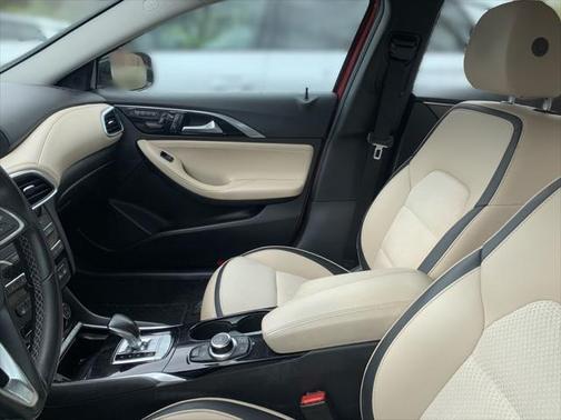 2019 INFINITI QX30 LUXE