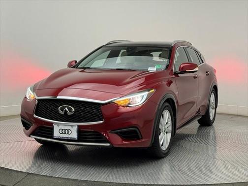2019 INFINITI QX30 LUXE