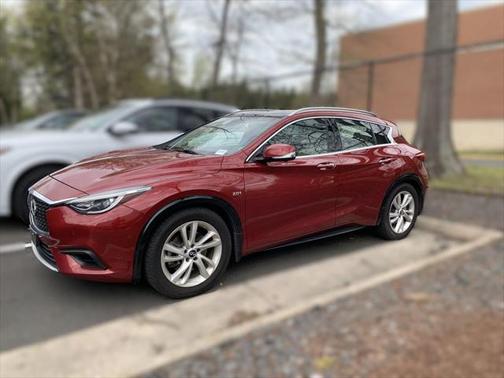 2019 INFINITI QX30 LUXE