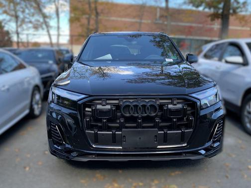 2026 Audi Q7 55 Prestige