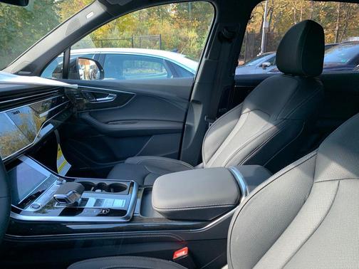 2026 Audi Q7 55 Prestige