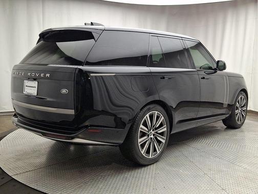 Black 2023 Land Rover Range Rover P400 SE