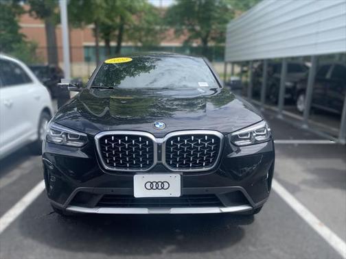 2022 BMW X4 xDrive30i