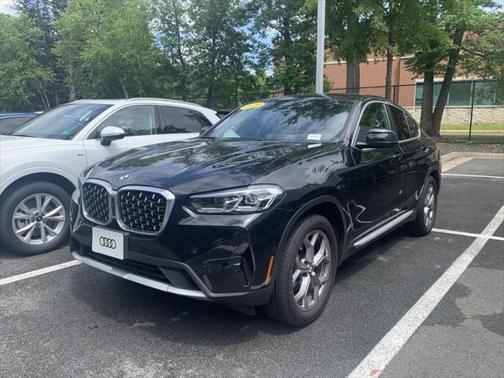 2022 BMW X4 xDrive30i