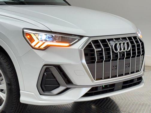 2025 Audi Q3 45 S line Premium Plus