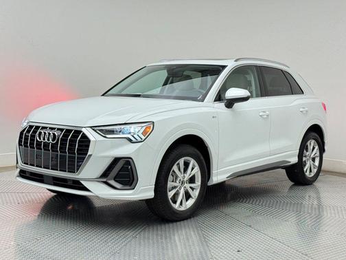 2025 Audi Q3 45 S line Premium Plus
